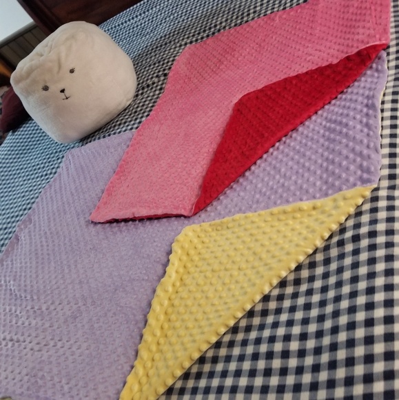Handmade minky blankets - Picture 6 of 8